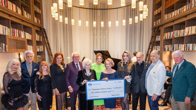 Check presentation at Royal Dames event
